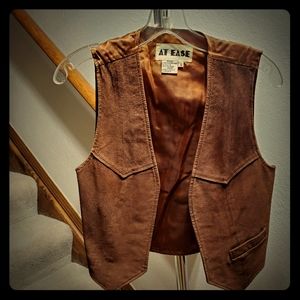 Vintage ladies hippie suede vest